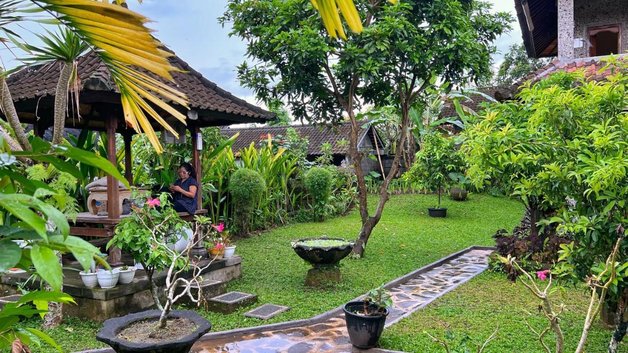 Gusti Home Stay Ubud Buitenkant foto