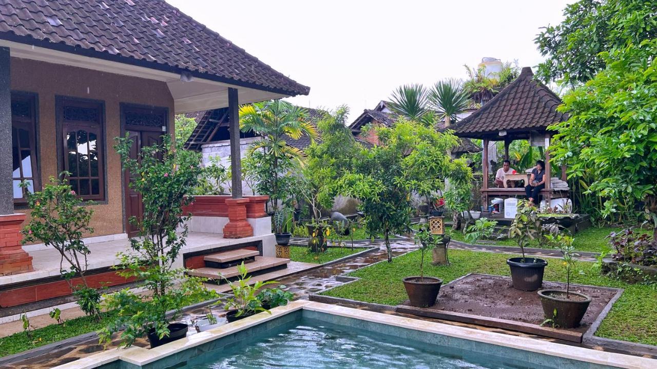 Gusti Home Stay Ubud Buitenkant foto