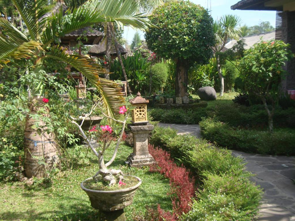 Gusti Home Stay Ubud Buitenkant foto