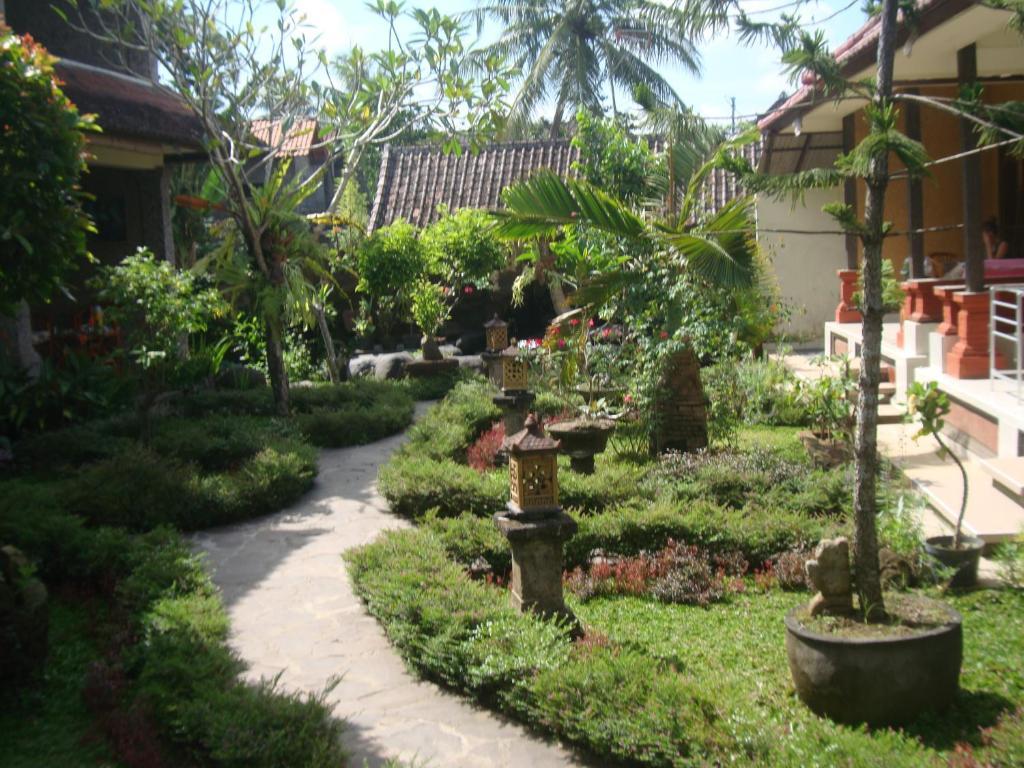 Gusti Home Stay Ubud Buitenkant foto