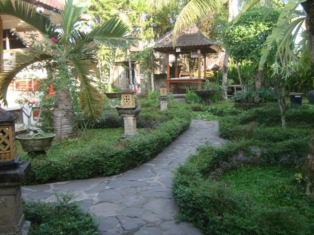 Gusti Home Stay Ubud Buitenkant foto